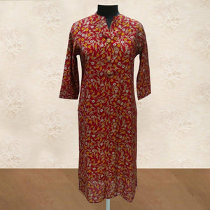 Surpassing Red Colored Casual Wear Floral Printed Cotton Kurti - Peachmode