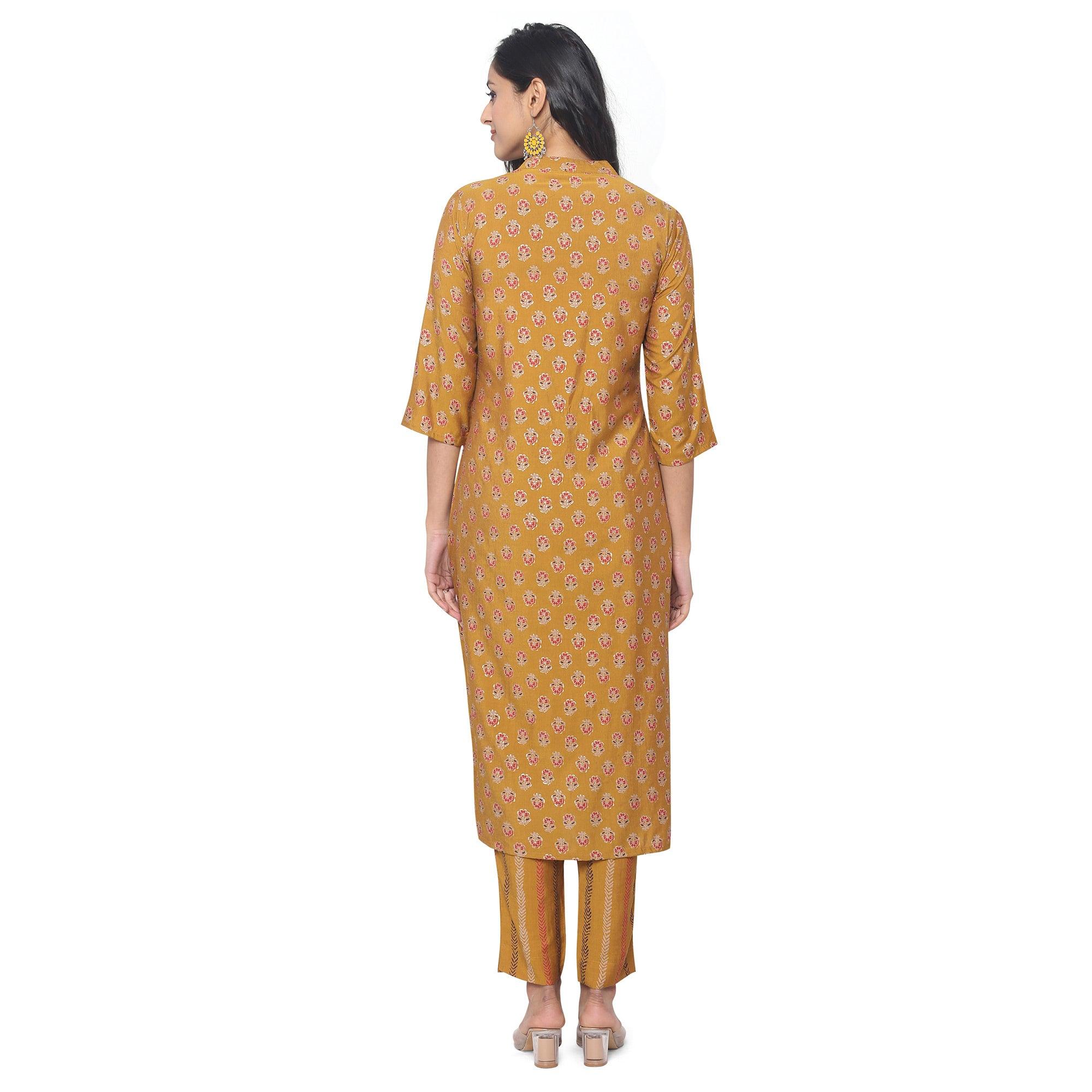 Yellow Casual Wear Foil Printed Muslin Kurti Pant Set - Peachmode